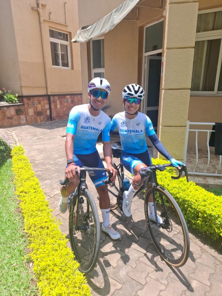 Sergio Chumil y Gaby Soto ya entrenaron en Kigali.