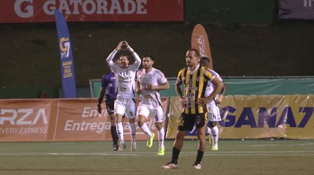 Comunicaciones gana por la mínima y es nuevo líder